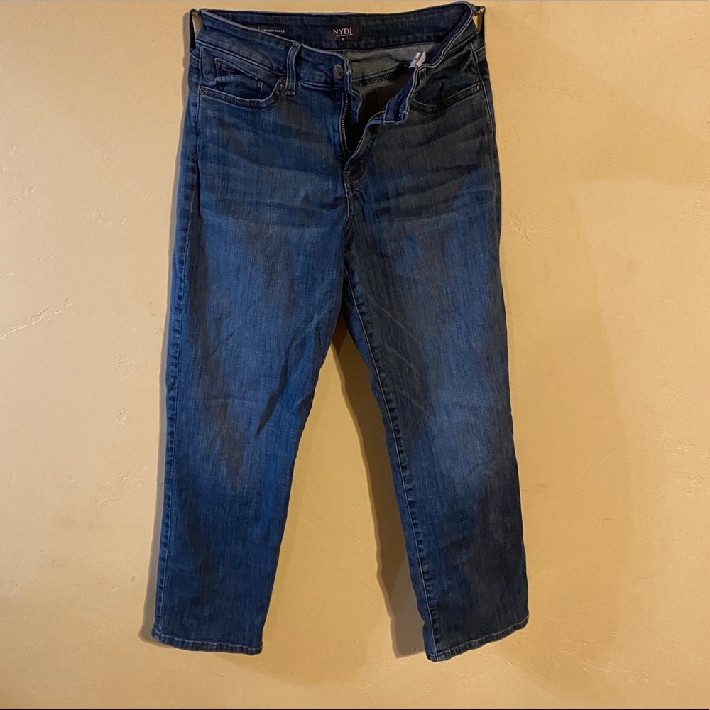 straight ankle bluejeans